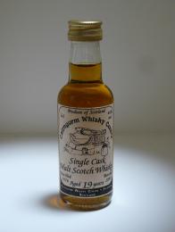 Macallan マッカラン19年 1976 Cairngorm Whisky Centre